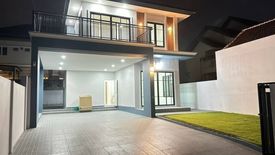 4 Bedroom House for sale in Surasak, Chonburi