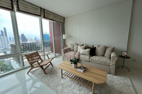 2 Bedroom Condo for rent in Khlong Tan Nuea, Bangkok near BTS Ekkamai