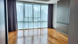 4 Bedroom Condo for sale in Khlong Tan, Bangkok near BTS Thong Lo