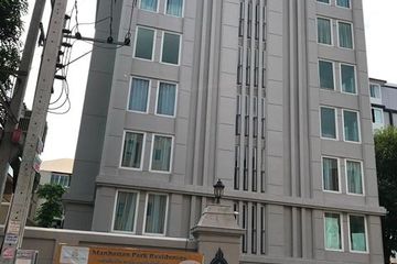 Condo for sale in MANHATTAN PARK RESIDENCES, Bang Na, Bangkok near BTS Bearing