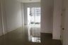Townhouse for sale in Khlong Chan, Bangkok