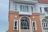 Townhouse for sale in Tha Raeng, Bangkok
