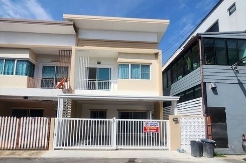 3 Bedroom House for sale in Sam Wa Tawan Tok, Bangkok