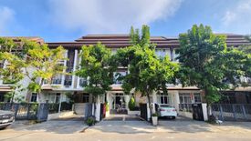 4 Bedroom Townhouse for Sale or Rent in Ban Waen, Chiang Mai