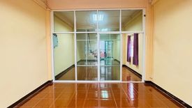 2 Bedroom Townhouse for rent in Chong Nonsi, Bangkok