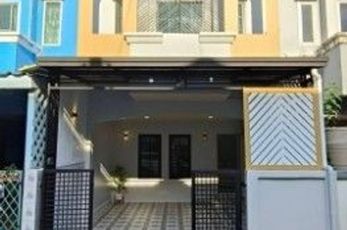 3 Bedroom Townhouse for sale in Sam Wa Tawan Tok, Bangkok