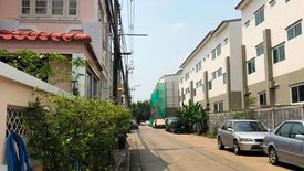 Townhouse for sale in Si Kan, Bangkok