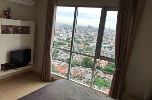 1 Bedroom Condo for sale in Sam Sen Nok, Bangkok near MRT Ratchadaphisek