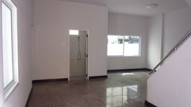 Townhouse for sale in Khlong Chaokhun Sing, Bangkok near MRT Lat Phrao 83