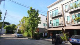 4 Bedroom Townhouse for sale in Baan Klang Muang Srinakarin-Onnut, Prawet, Bangkok