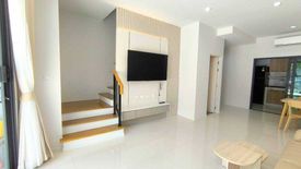 3 Bedroom Townhouse for sale in Bang Mot, Bangkok