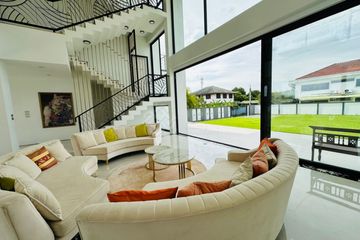 8 Bedroom House for sale in Don Mueang, Bangkok