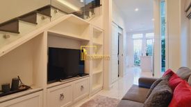 3 Bedroom House for rent in Khlong Tan Nuea, Bangkok