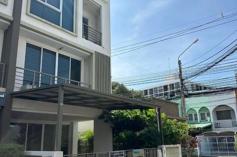 3 Bedroom Townhouse for rent in LUMPINI TOWN RESIDENCE LADPRAO STATION, Chom Phon, Bangkok near MRT Lat Phrao