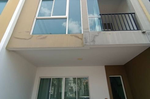 3 Bedroom Townhouse for rent in Bless Town Ramintra 127, Min Buri, Bangkok near MRT Setthabutbamphen