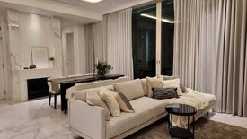 3 Bedroom Condo for sale in Royce Private Residences, Khlong Toei Nuea, Bangkok near BTS Asoke