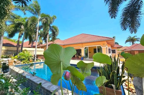 3 Bedroom Villa for sale in Nong Pla Lai, Chonburi