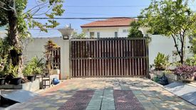 8 Bedroom House for sale in Lam Pla Thio, Bangkok