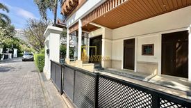 4 Bedroom House for rent in L&H Villa Sathorn, Chong Nonsi, Bangkok