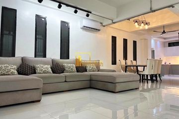 3 Bedroom House for Sale or Rent in Khlong Toei Nuea, Bangkok near MRT Sukhumvit