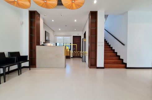 3 Bedroom House for rent in Khlong Tan Nuea, Bangkok