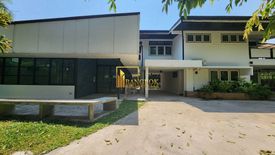 3 Bedroom House for rent in Khlong Toei, Bangkok near BTS Phrom Phong