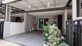 5 Bedroom Townhouse for Sale or Rent in Dokmai, Bangkok