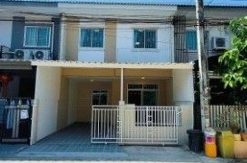 3 Bedroom Townhouse for sale in Bang Chan, Bangkok