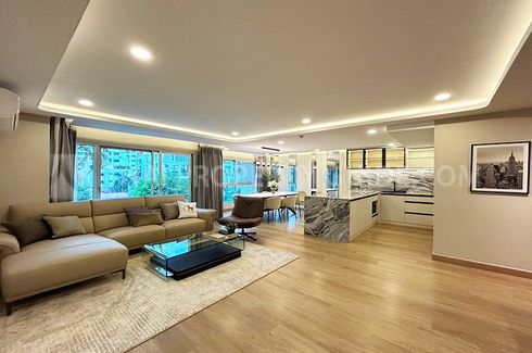 3 Bedroom Condo for rent in Navin Court, Lumpini, Bangkok near BTS Ploen Chit