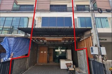 6 Bedroom Townhouse for sale in Bang Kaeo, Samut Prakan