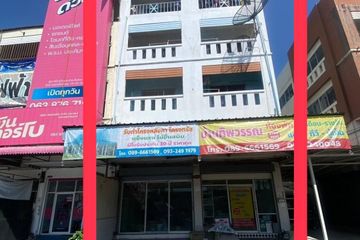 40 Bedroom Commercial for sale in Khlong Sam, Pathum Thani