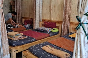 Commercial for sale in Tha Rahat, Suphan Buri