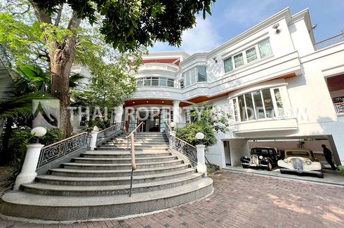 4 Bedroom House for rent in Khlong Tan Nuea, Bangkok near BTS Thong Lo