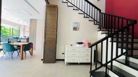 3 Bedroom House for rent in Phra Khanong Nuea, Bangkok near BTS Ekkamai