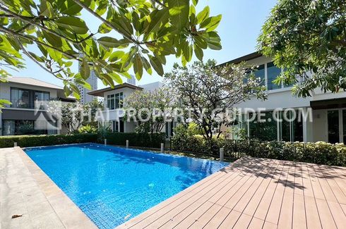 3 Bedroom House for rent in Phra Khanong Nuea, Bangkok near BTS Ekkamai