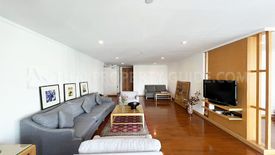 3 Bedroom Apartment for rent in Khlong Toei Nuea, Bangkok near BTS Ploen Chit