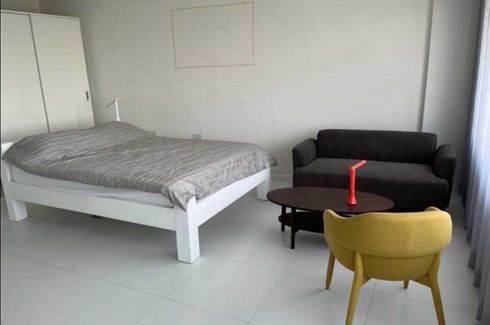 1 Bedroom Condo for sale in Suthep, Chiang Mai