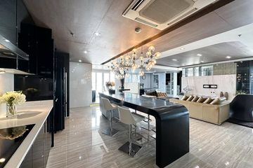 3 Bedroom Condo for rent in Khlong Toei, Bangkok near BTS Asoke