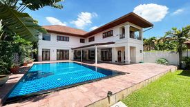 5 Bedroom House for rent in Khlong Toei Nuea, Bangkok near BTS Asoke