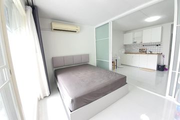 1 Bedroom Condo for sale in Phlapphla, Bangkok near MRT Lat Phrao 101