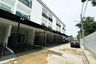 3 Bedroom Townhouse for rent in Samae Dam, Bangkok