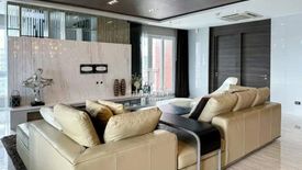 3 Bedroom Condo for rent in CitiSmart Sukhumvit 18, Khlong Toei, Bangkok near BTS Asoke