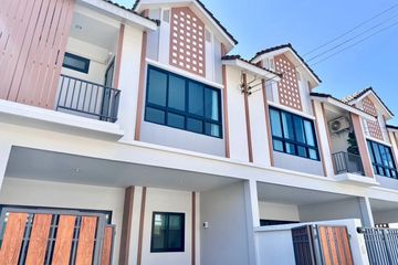 3 Bedroom Townhouse for sale in Nong Prue, Chonburi