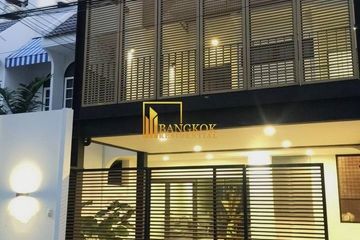 2 Bedroom Townhouse for rent in Khlong Tan Nuea, Bangkok near BTS Phrom Phong