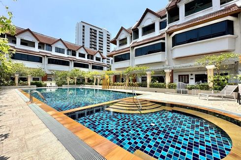 3 Bedroom Townhouse for rent in Lotus Point Elegant Townhouse, Phra Khanong Nuea, Bangkok near BTS Ekkamai