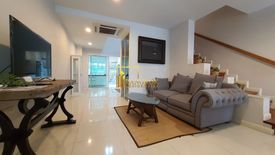 3 Bedroom Townhouse for rent in Khlong Toei, Bangkok near MRT Queen Sirikit National Convention Centre