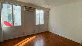 4 Bedroom Townhouse for rent in Baan Klangkrung Thonglor, Khlong Tan Nuea, Bangkok near BTS Thong Lo