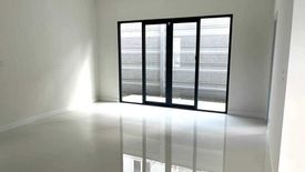 4 Bedroom House for sale in Tha Raeng, Bangkok