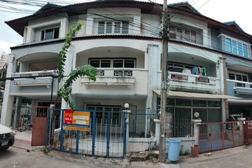 Townhouse for sale in Anusawari, Bangkok