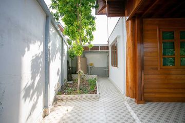 3 Bedroom House for rent in Sam Sen Nok, Bangkok near MRT Phawana